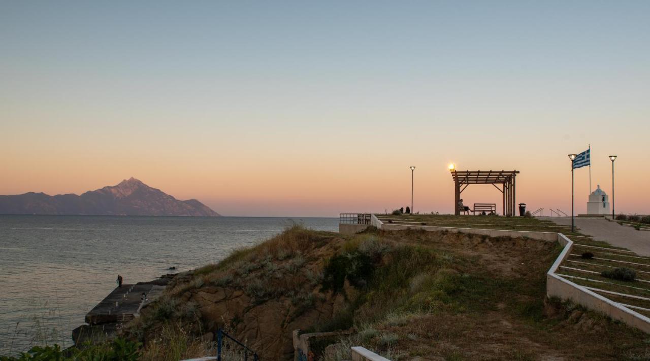 Almare Seaside Studios&Suites - Sarti Sithonia Exterior foto